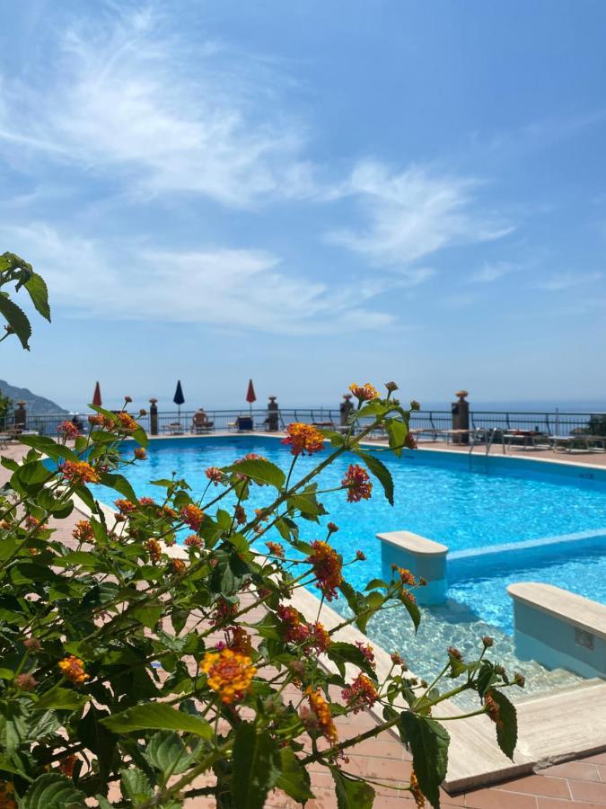 Casa Gloria Apartment Positano Bagian luar foto